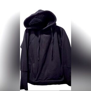 Alo Yoga Women’s Chill Sherpa Pullover Hoodie in Black